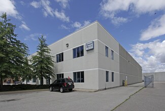Plus de détails pour 7131 Edwards Blvd, Mississauga, ON - Industriel à vendre