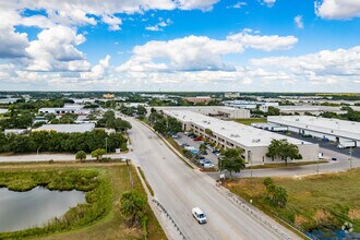 7701-7739 Anderson Rd, Tampa, FL - Aerial  map view