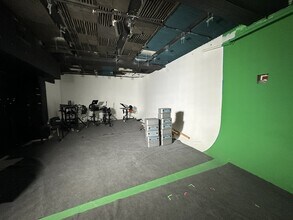 229 W 28th St, New York, NY à louer Photo intérieure- Image 2 de 4