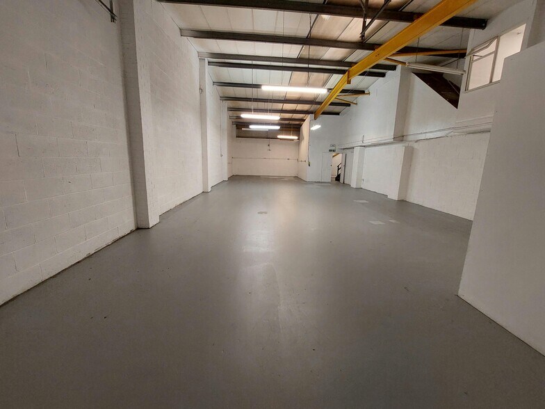 Bawtry Rd, Doncaster à louer - Photo du bâtiment - Image 3 de 15