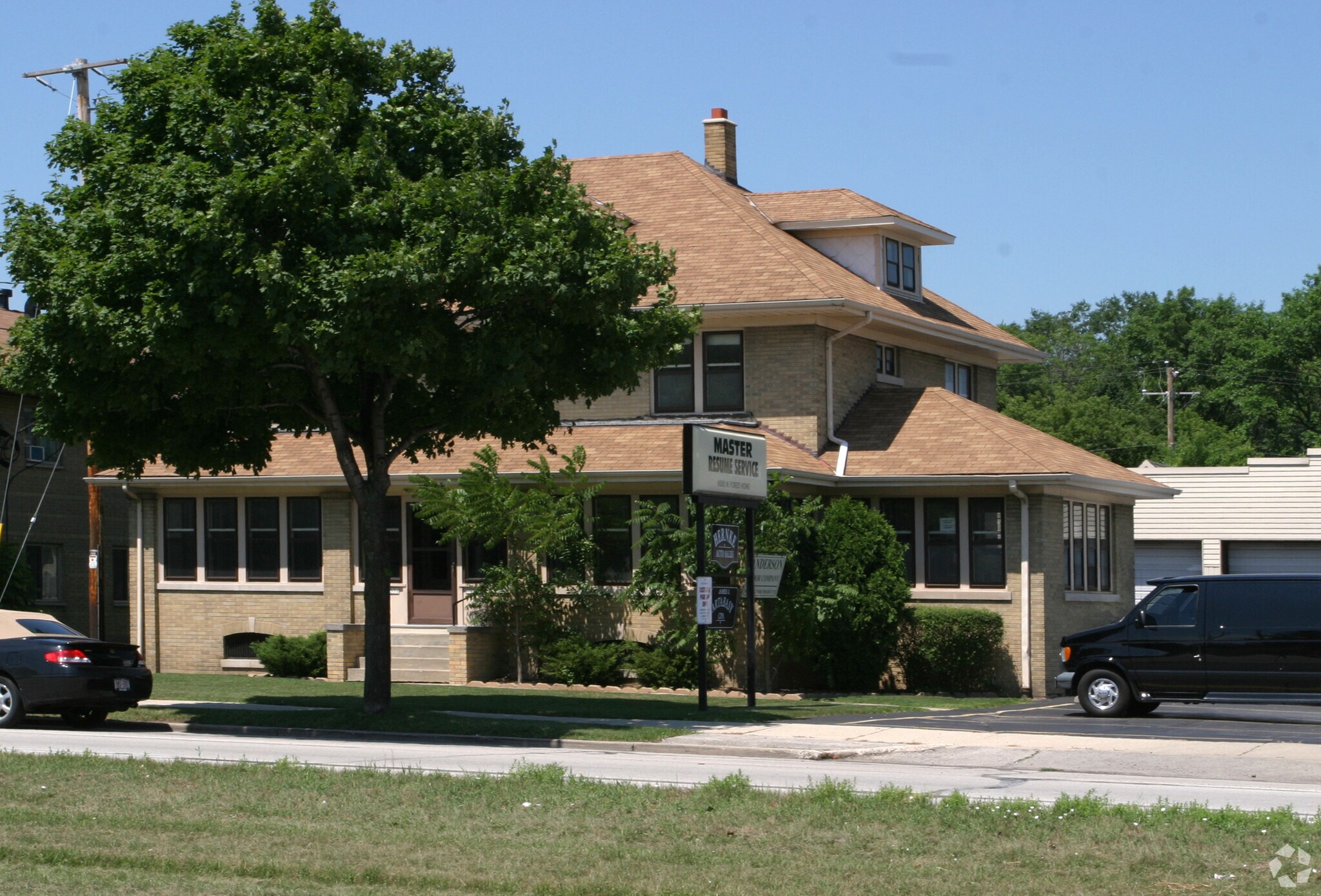 6550 W Forest Home Ave, Milwaukee, WI à louer Photo principale- Image 1 de 3