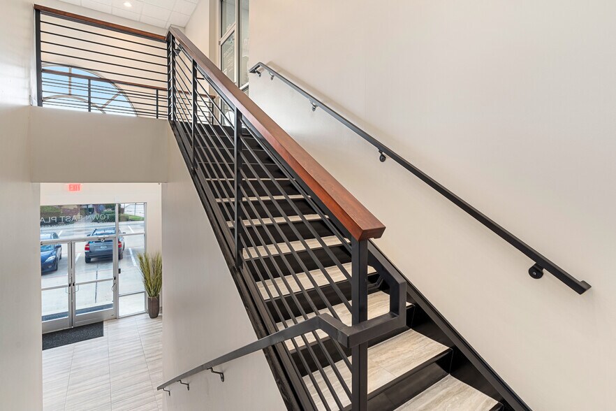 18640 Lyndon B Johnson Fwy, Mesquite, TX à louer - Photo intérieure - Image 3 de 4