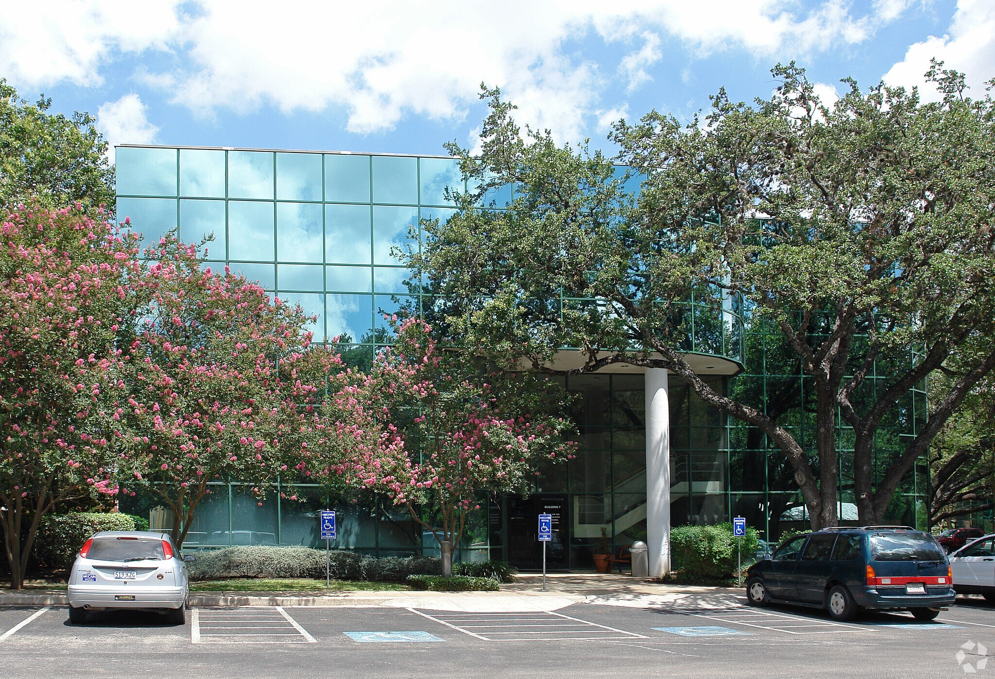 4242 Medical Dr, San Antonio, TX à louer Photo du bâtiment- Image 1 de 14