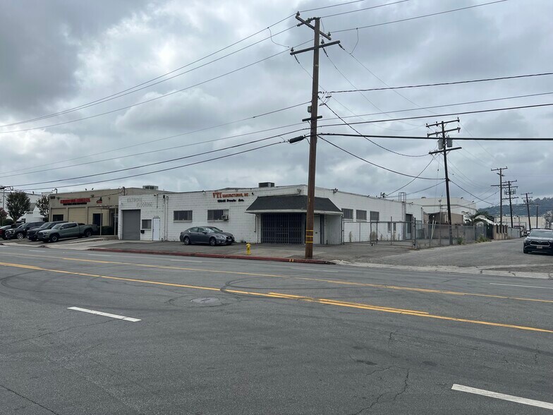 15046 Proctor Ave, City Of Industry, CA à vendre - Photo du bâtiment - Image 2 de 2
