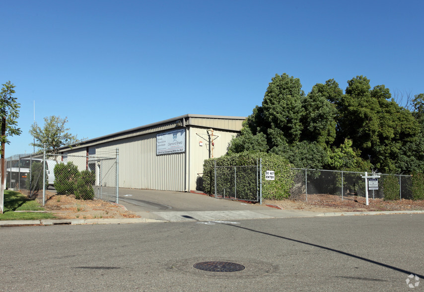 17881 S Ideal Pky, Manteca, CA for lease - Building Photo - Image 2 of 8