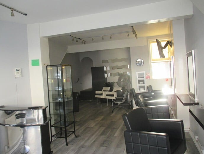 6 Alston Rd, Barnet à louer Photo intérieure- Image 1 de 3