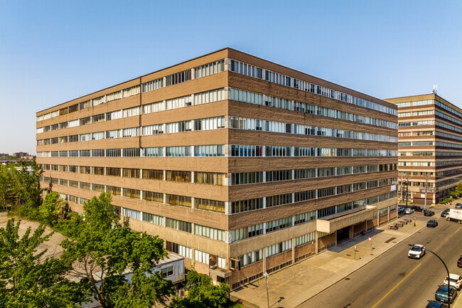 Plus de détails pour 9500 Rue Meilleur, Montréal, QC - Bureau à louer