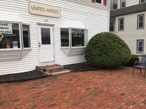 100 Park Rd, West Hartford, CT for lease Building Photo- Image 1 of 1