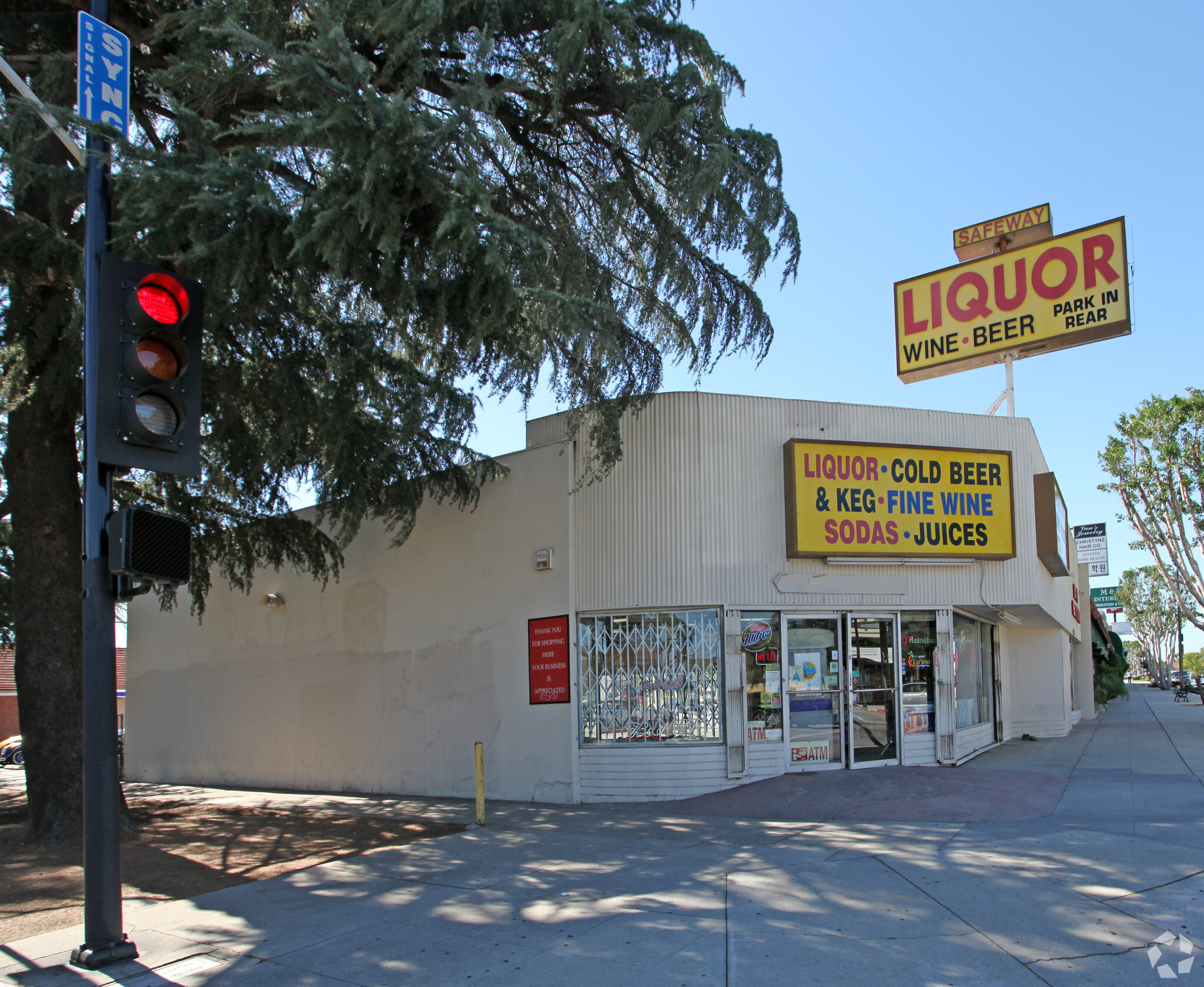 17702-17706 Chatsworth St, Granada Hills, CA for sale Primary Photo- Image 1 of 1