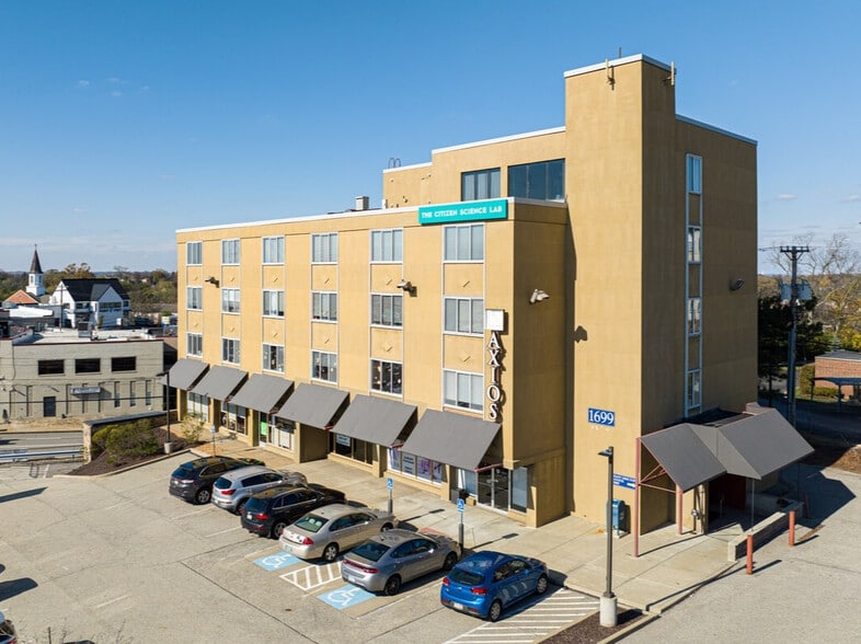 1699 Washington Rd, Pittsburgh, PA for lease - Building Photo - Image 2 of 9