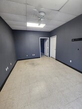 12455 Westpark Dr, Houston, TX à louer Photo intérieure- Image 1 de 5