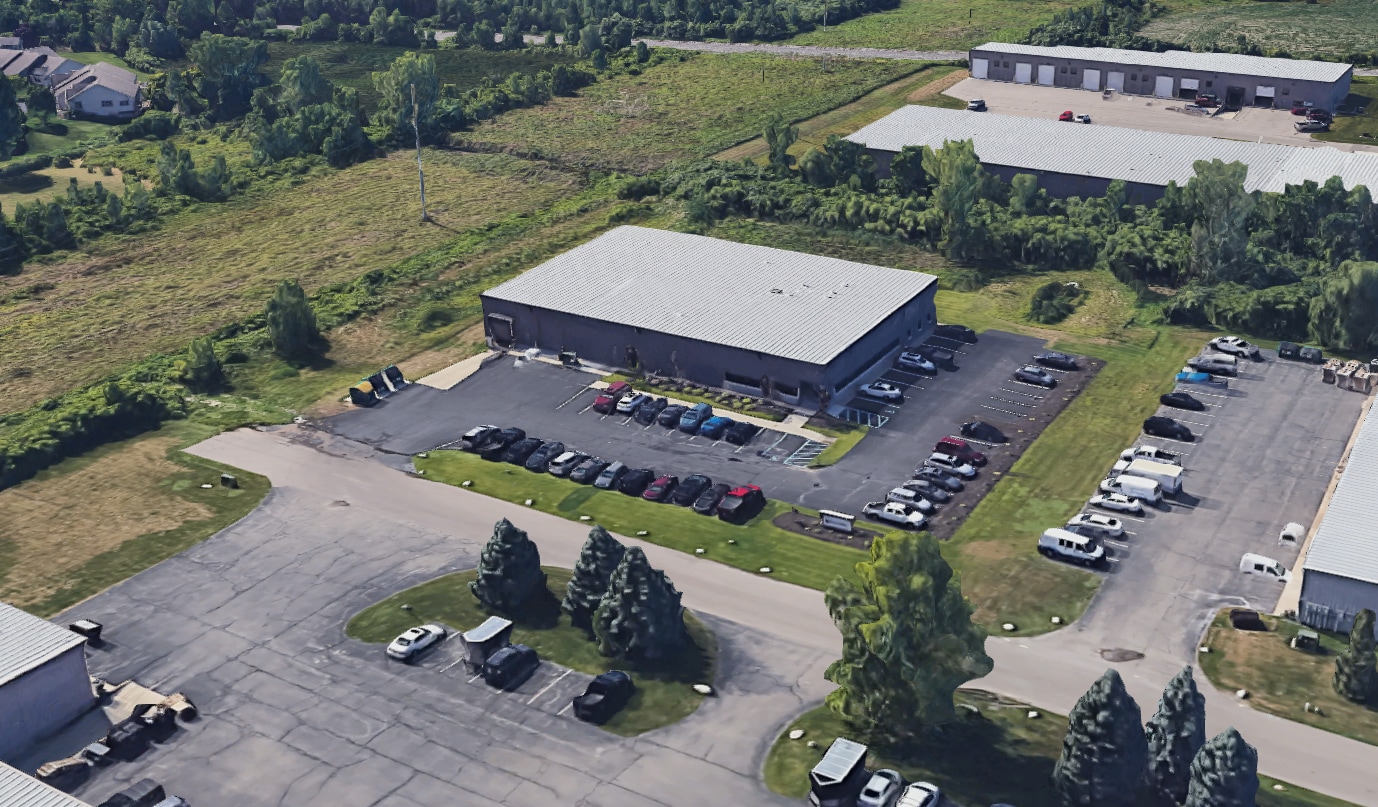 2336 112th Ave, Holland, MI for sale Primary Photo- Image 1 of 25