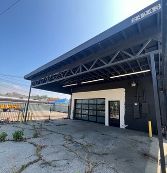 Plus de détails pour 24343 Railroad Ave, Santa Clarita, CA - Commerce de détail à vendre