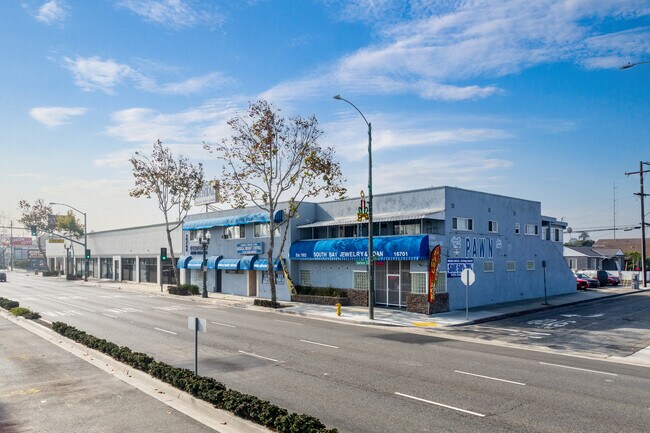 More details for 16711-16725 Hawthorne Blvd, Lawndale, CA - Retail for Lease