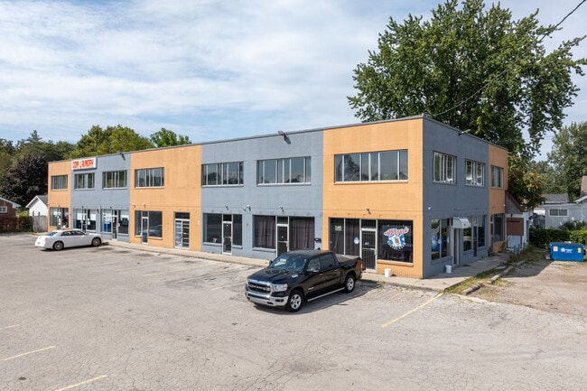 Plus de détails pour 5825 Jackman Rd, Toledo, OH - Commerce de détail aux enchères