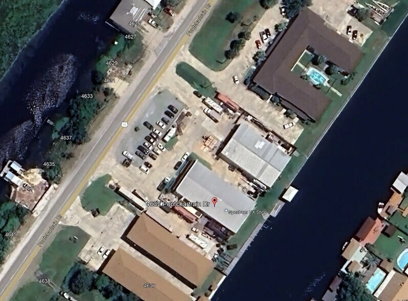 4632 Pontchartrain Dr, Slidell, LA à vendre - Photo du bâtiment - Image 2 de 20