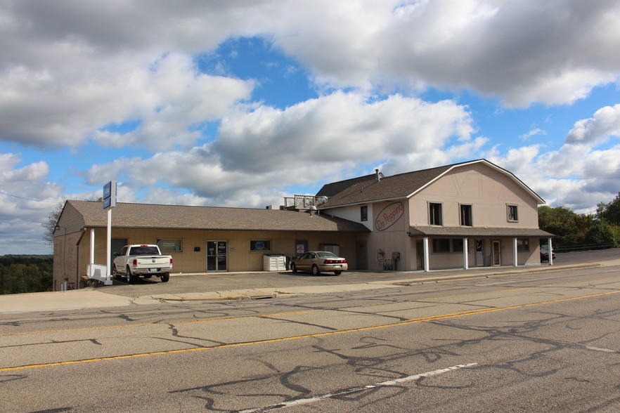 725 Main St, Wintersville, OH à vendre - Photo principale - Image 1 de 1