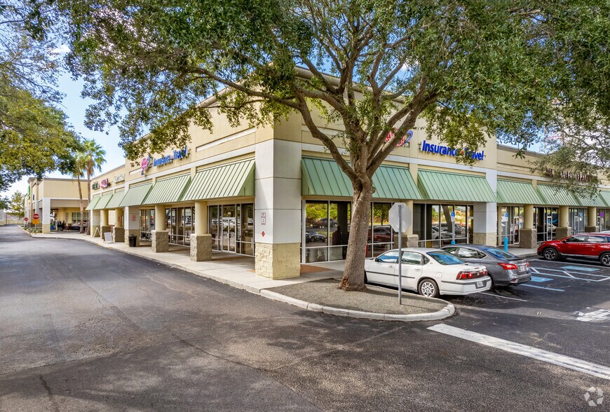 4824-4886 Sun City Center Blvd, Sun City Center, FL à louer - Photo du bâtiment - Image 3 de 4