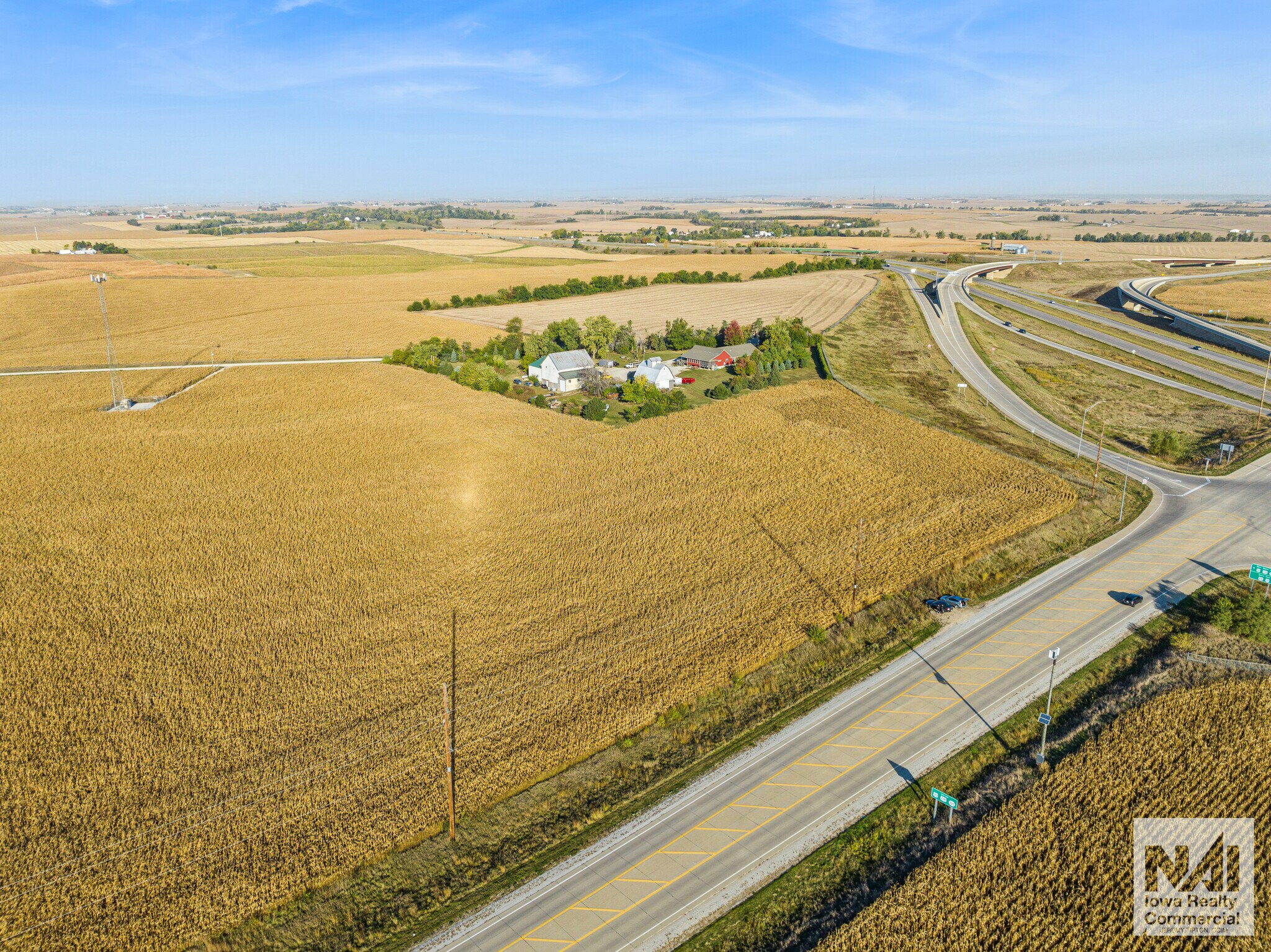 8401 Angle Rd, Cedar Rapids, IA à vendre Photo du bâtiment- Image 1 de 13
