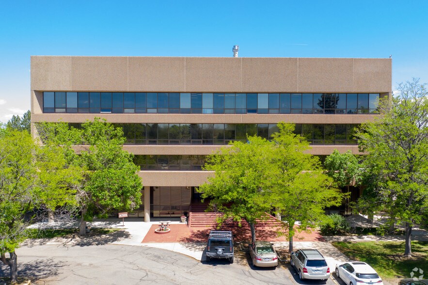 9725 E Hampden Ave, Denver, CO à louer - Photo du bâtiment - Image 1 de 23