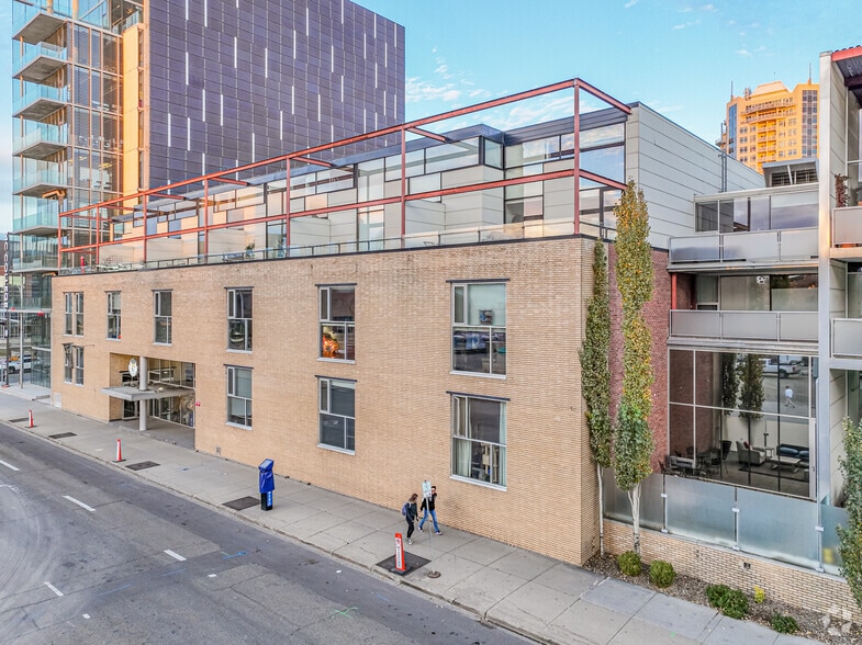 10309 107 St NW, Edmonton, AB for sale - Primary Photo - Image 1 of 5