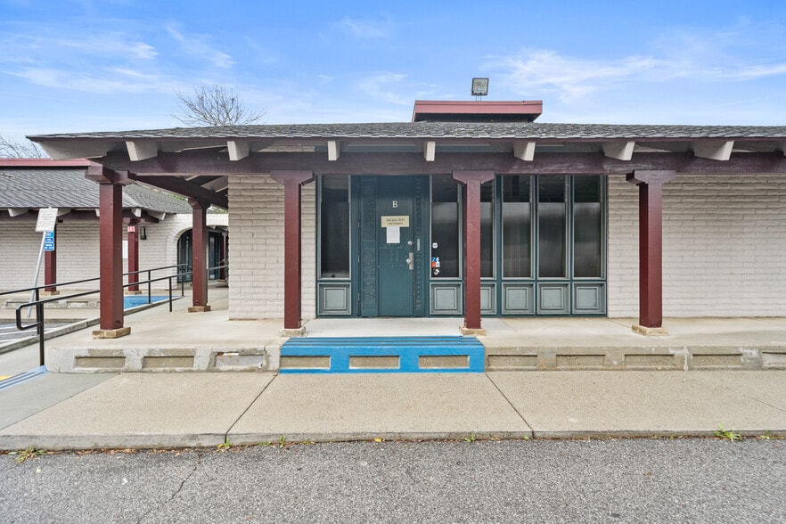 860 E Remington Dr, Sunnyvale, CA for lease - Building Photo - Image 1 of 18