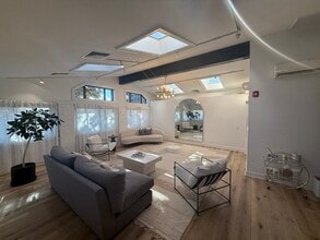 2801 Bridge Ave, Cleveland, OH for sale Interior Photo- Image 2 of 6