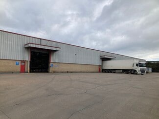 Plus de détails pour 39 Foster St, Hull - Industriel à louer