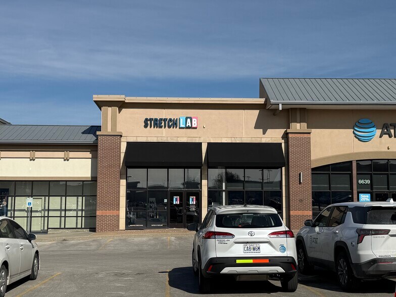 6615-6655 W 135th St, Overland Park, KS à louer - Photo du bâtiment - Image 3 de 12