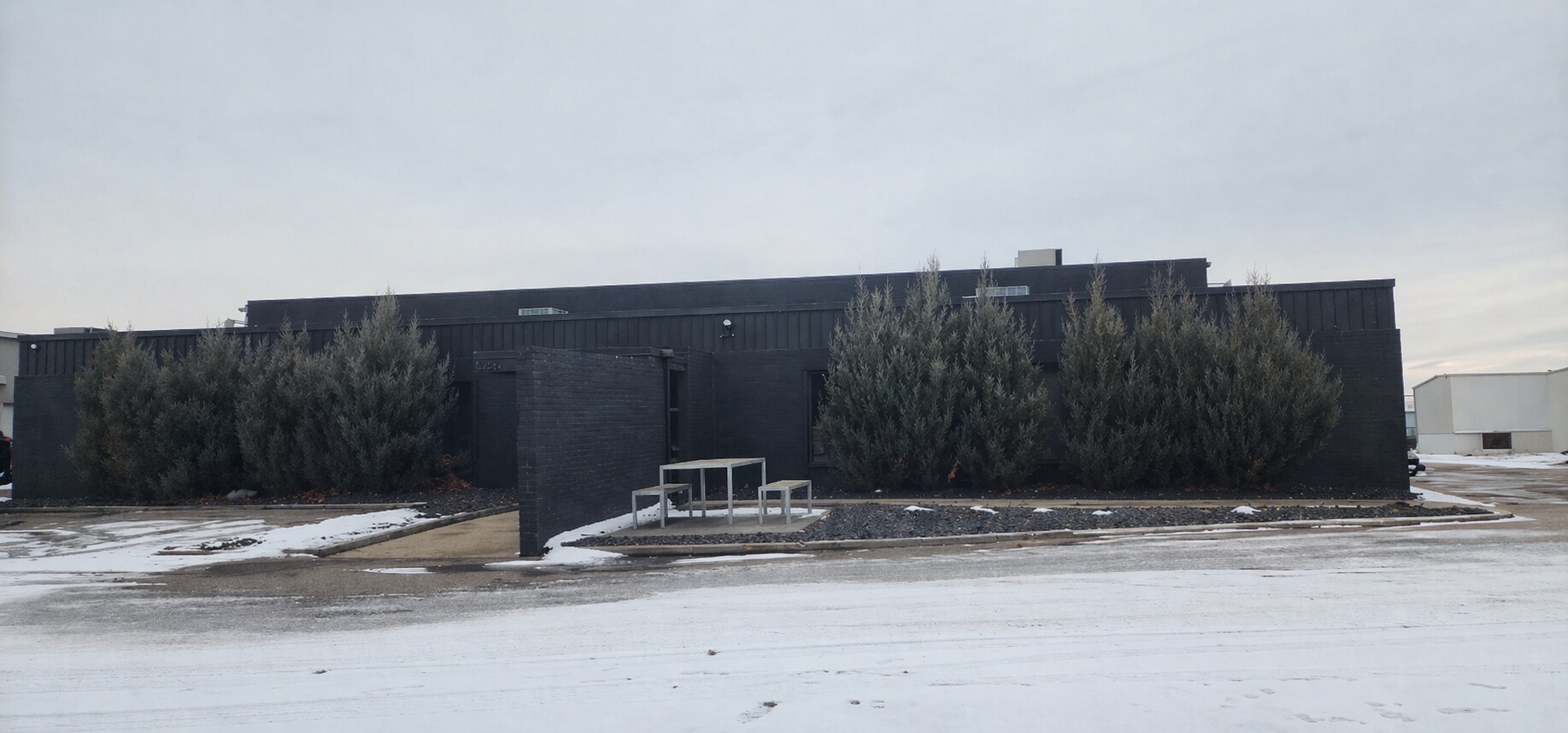 2468-2470 Industrial Row Dr, Troy, MI à louer Photo principale- Image 1 de 28