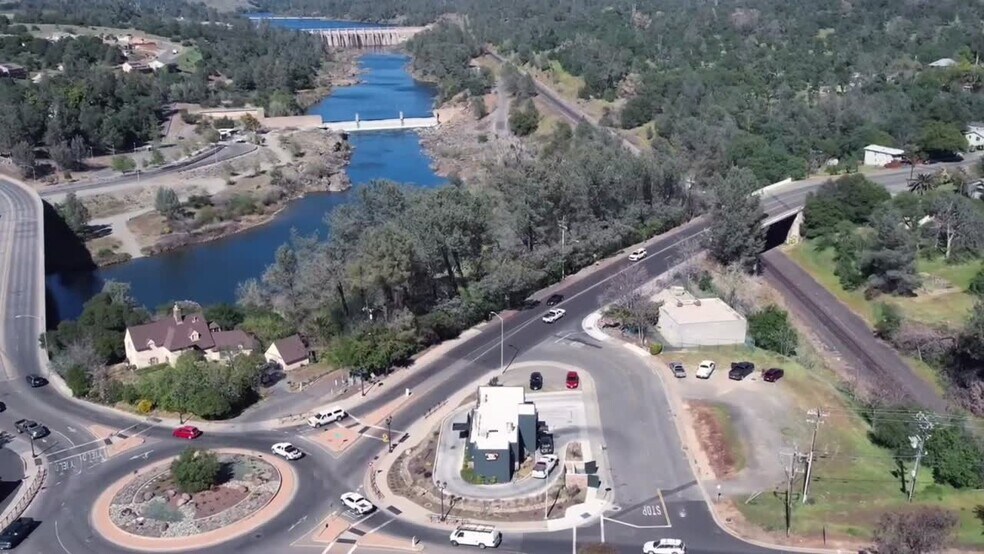 1355 Washington Ave, Oroville, CA à vendre - Vidéo sur l’inscription commerciale - Image 2 de 10