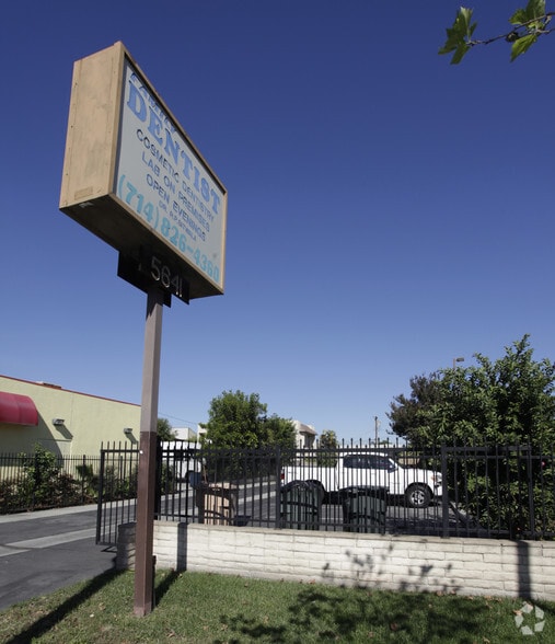 5641 Lincoln Ave, Cypress, CA for sale - Building Photo - Image 3 of 4