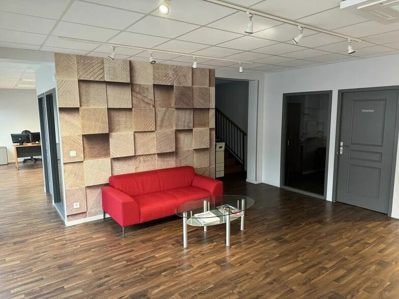 Office in Anglet for lease - Building Photo - Image 3 of 5