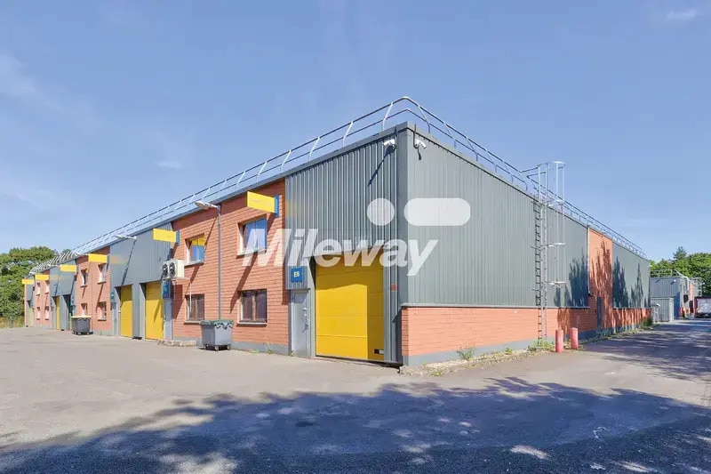 6 Rue Du Bois Du Pont, SAINT-OUEN-L'AUMONE à louer - Photo du bâtiment - Image 2 de 5