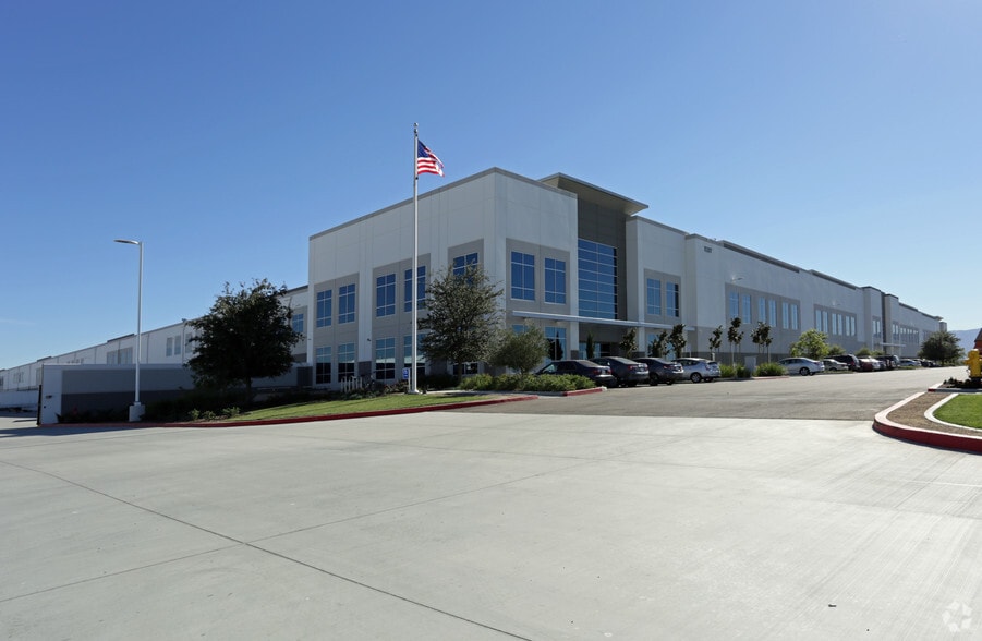 15207 Flight Ave, Chino, CA for lease - Building Photo - Image 1 of 7