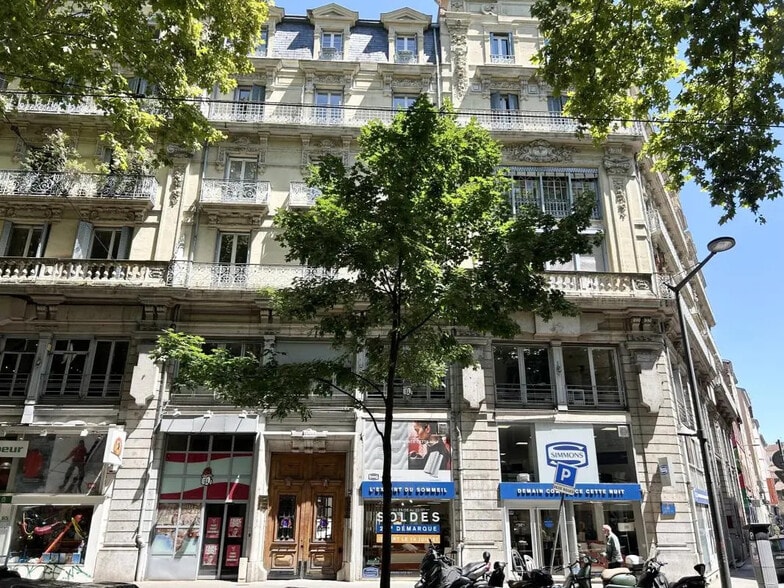 67 Cours De La Liberté, Lyon for lease - Building Photo - Image 1 of 3