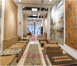 Retail in Barcelona, Barcelona for lease Interior Photo- Image 1 of 12