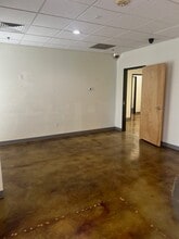 1001-1021 W Hemingway Blvd, Nampa, ID for lease Interior Photo- Image 2 of 7