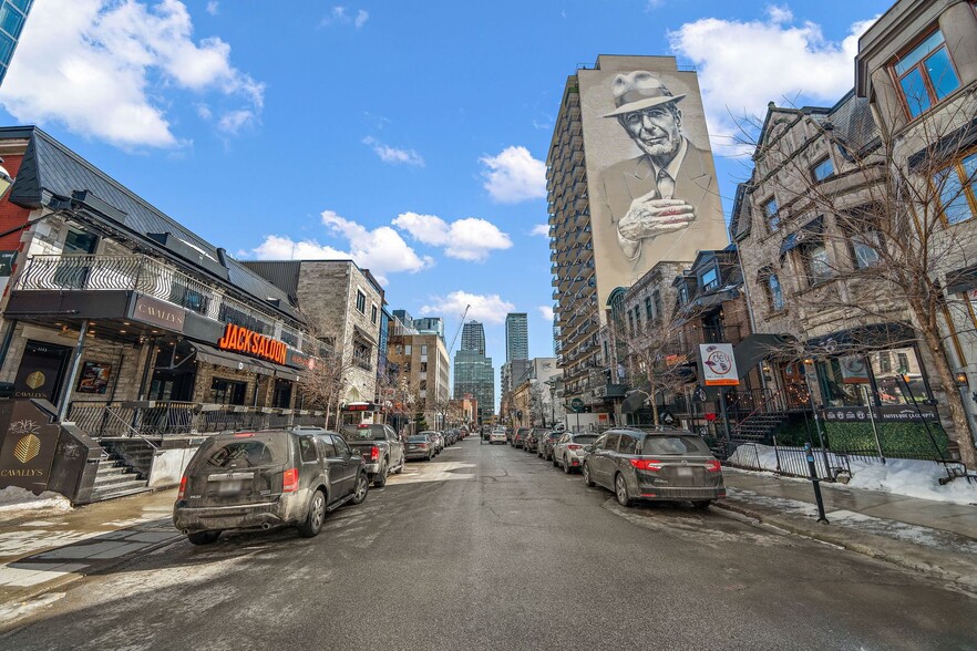 1450 Rue Crescent, Montréal, QC à louer - Photo du bâtiment - Image 3 de 23