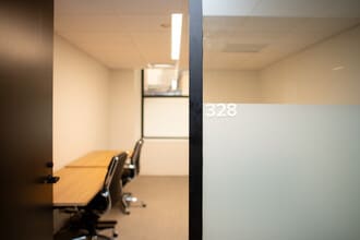 221 W 10th St, Wilmington, DE for lease Interior Photo- Image 1 of 3