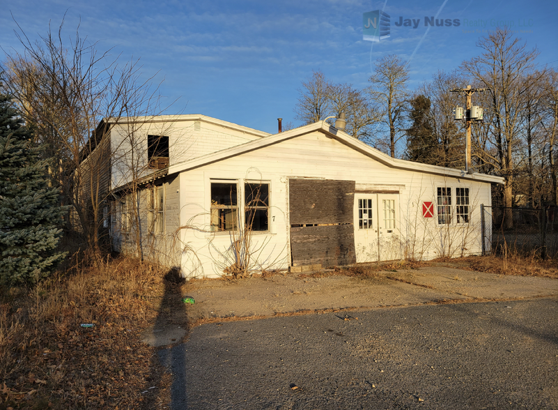 7 Pembroke St, Kingston, MA à vendre - Photo du bâtiment - Image 2 de 3