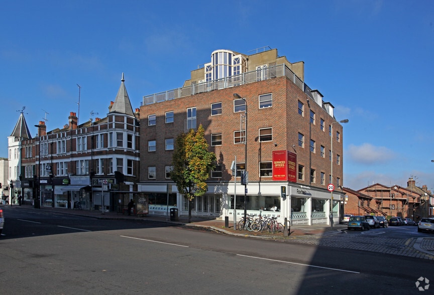 168 Lavender Hl, London for sale - Building Photo - Image 3 of 5