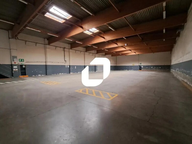 Flex in Capinghem for lease - Interior Photo - Image 2 of 6