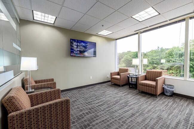 Plus de détails pour 175 Capital Blvd, Rocky Hill, CT - Coworking à louer