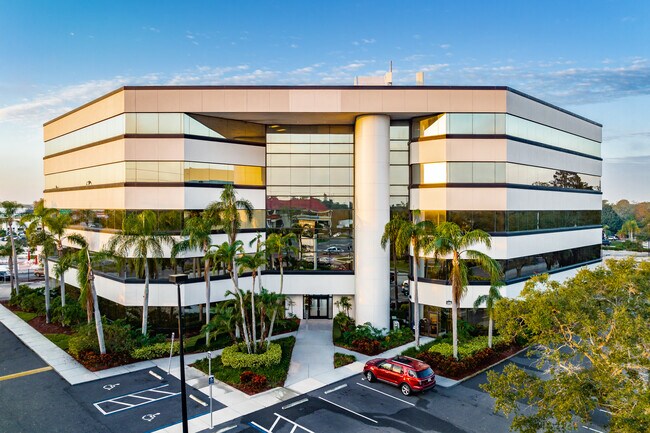 Plus de détails pour 28050 US Hwy 19 N, Clearwater, FL - Bureau, Bureau/Médical à louer