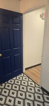 1103 S US Highway 169, Smithville, MO for lease Interior Photo- Image 1 of 21