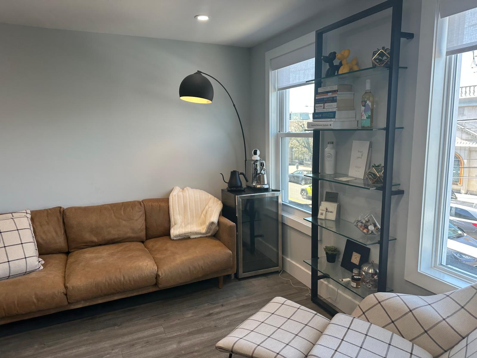 136-140 Cedarhurst Ave, Cedarhurst, NY for lease Interior Photo- Image 1 of 4