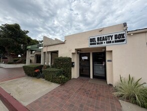 910 Camino Del Mar, Del Mar, CA for lease Interior Photo- Image 2 of 3