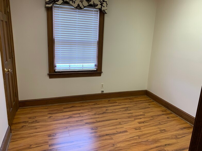 3048-3094 Sunset Ave, Rocky Mount, NC for lease - Interior Photo - Image 2 of 5