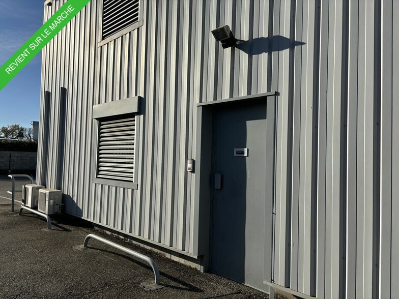 Flex in Avignon for sale - Building Photo - Image 1 of 12